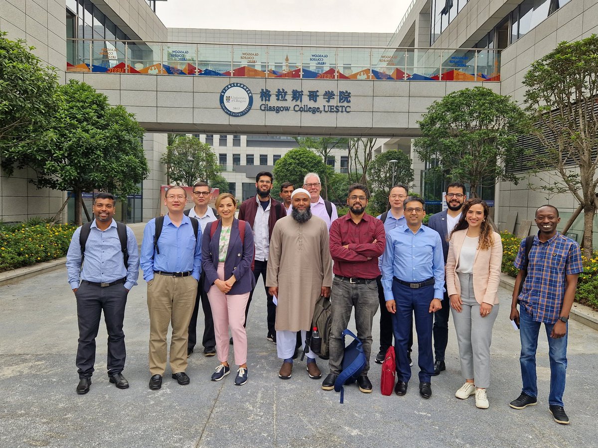 LMohjazi's tweet image. After almost three years of wait, we finally travelled to China and met our lovely students at @CollegeUestc Chengdu! What a great and unforgettable experience!
#transnationaleducation #finalyearprojects