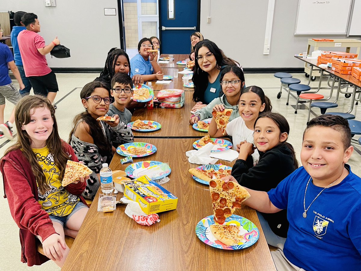 🎉I want to congratulate Gale Pond Elementary at <a href="/EctorCountyISD/">Ector County ISD</a> for earning a pizza party for having the highest attendance rate during the Sprint to STAAR with <a href="/FEVtutor/">FEV Tutor</a>. They had an astounding 89% attendance! We had so much fun celebrating!🎉<a href="/ScottMuri/">Scott Muri</a> <a href="/drliliananez/">Dr. Lilia Nañez</a> @MsLEPerry