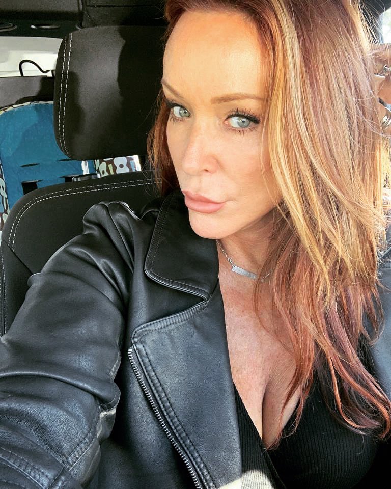 Rachel Steele on Twitter: "Tell me where are you from! I want to know 😘"