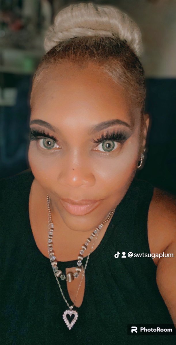 swtsugaplum's tweet photo. About Saturday Night! My Fashion Show Was Amazing!!!!! Jarvis Matters Did His Thing! 5/20 #SarahSmile #PlussizedBeauty #FashionModel https://t.co/S0zTdV12rc