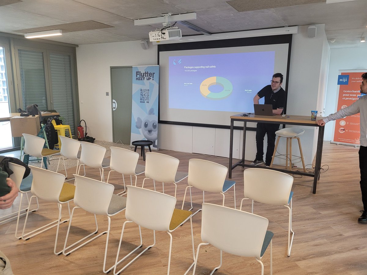 FlutterFrCom's tweet image. Premier meetup Flutter Lyon qui commence vers 19h, avec @TesteurManiak, @EnzoConty et @pierremonier9 en speakers !
twitch.tv/flutterfrcommu…