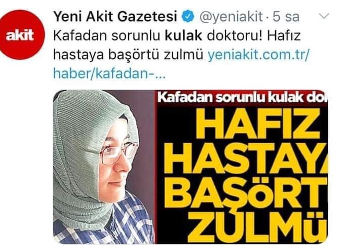 Doktor türbanı çıkart kulağını bir muayene edeyim demiş.
Olay bu .!
Ya oğlum siz manyak mısınız..
Türban çıkartmadan kulak muayenesi nasıl olacak..