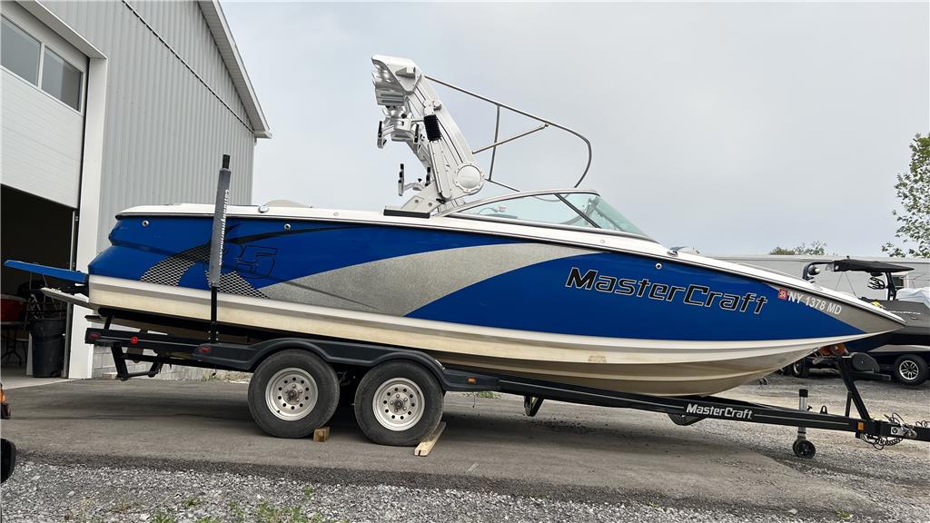 onlyinboards on Twitter "2012 Mastercraft X35 with 250 hours on the 5