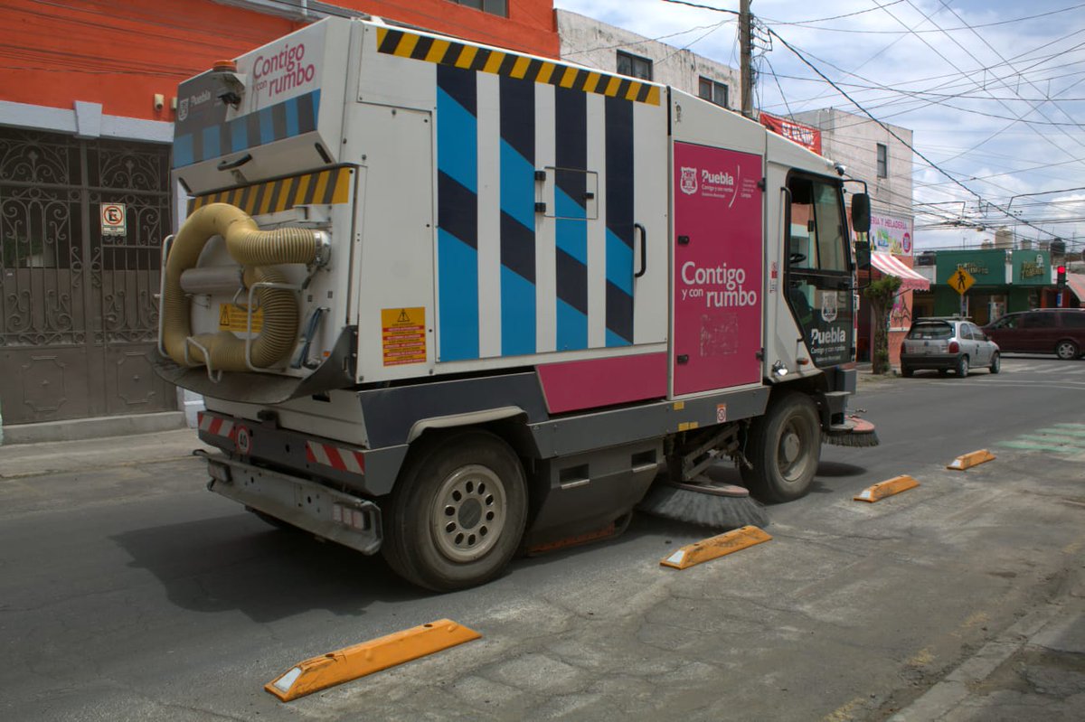 #Puebla |  Hasta 15 toneladas diarias de ceniza recolecta el OOSL en Puebla capital. <a href="/PueblaAyto/">Gobierno de la Ciudad de Puebla</a> <a href="/ZaragozaOOSL/">IgnacioZaragozaOOSL</a>