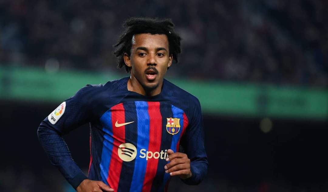 MesQueUnPosteo's tweet photo. KOUNDE DIO LUZ VERDE A UNA SALIDA

No quiere seguir siendo lateral siendo este su principal motivo, no quiere ser transferido pero dio luz verde en casa de que oferten por el.

#FCB #Barcelona #Kounde https://t.co/Rp23t6HPBj