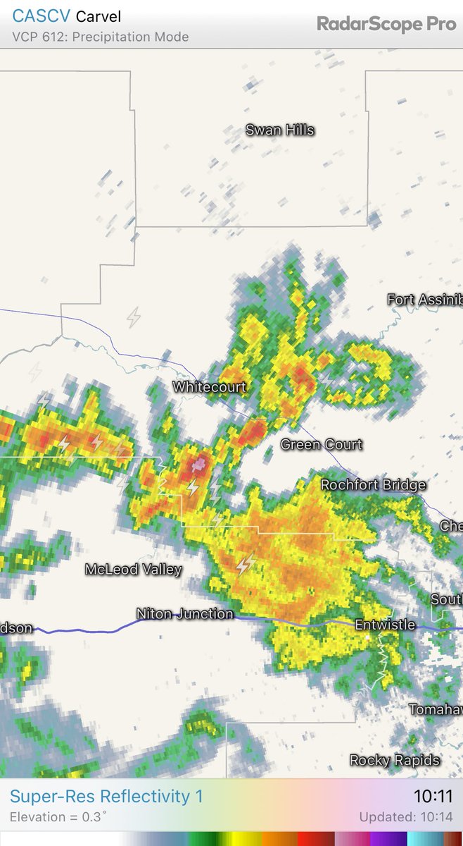 Thundershowers west of Edmonton, even possibly some hail south of Whitecourt. #abstorm