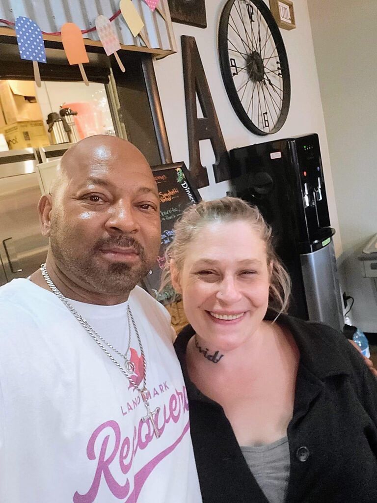 landmarkrecover's tweet image. Alumni from Landmark Recovery of Oklahoma City had a great time playing games and catching up at their May event at the OKCity Center. Thank you Alumni Coordinator DeAdrian Noble for setting up this fun evening. 💜

#landmarkrecovery #alumnievent #alumnimeet #alumniconnection