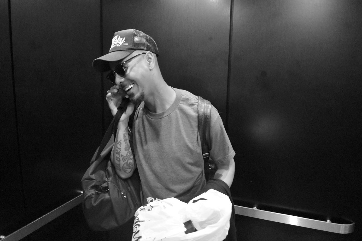 JoeyCoolFP's tweet photo. Des Moines, Iowa 📍
5/18/2023 🗓️

#StrangeMusic #JoeyCool #StaySwanky https://t.co/qeSRfbdshi