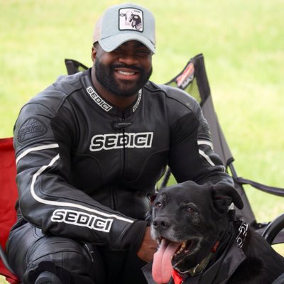 Rahsaan_J's tweet photo. #NewProfilePic https://t.co/VF4Y378y3Z