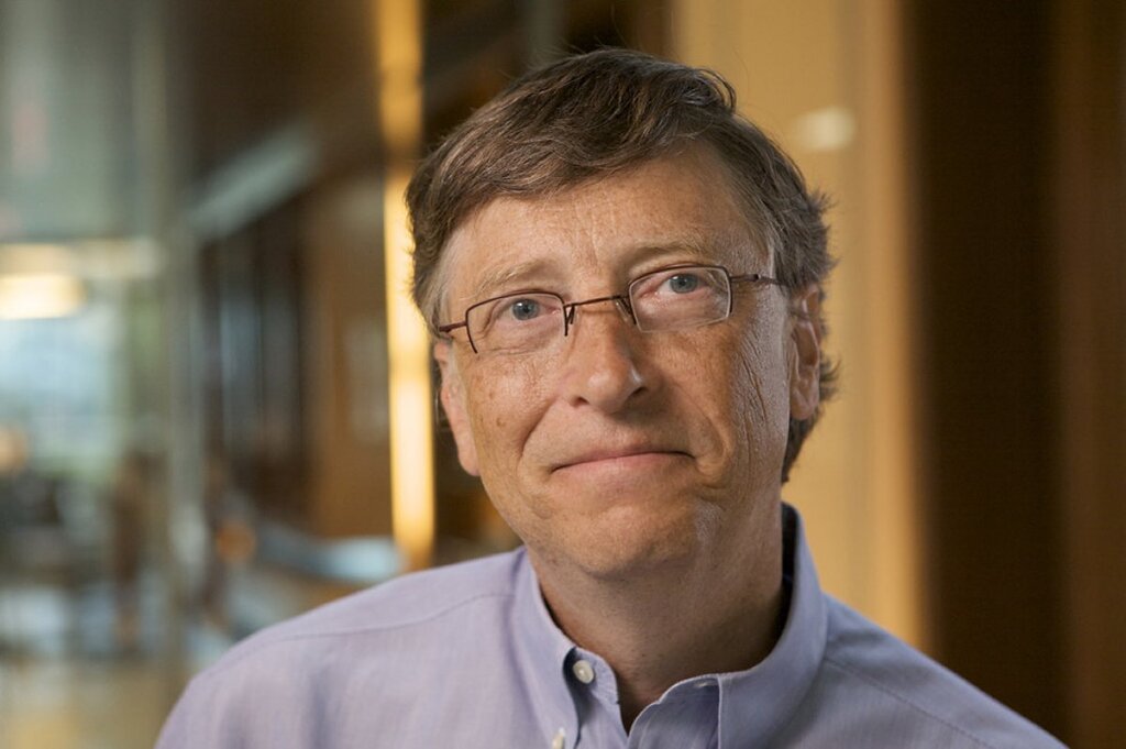 EscritoSocial's tweet photo. Bill Gates prevê que Amazon e Google enfrentarão concorrência feroz com avanço da IA https://t.co/fs7HwrPrj7 https://t.co/V3ugbF8HmC
