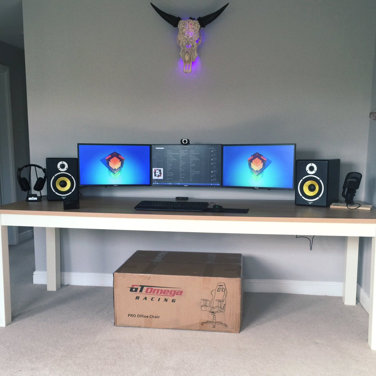 8 Years ago today I’d just finished building a setup that ultimately changed the course of my life forever. So so grateful 💙