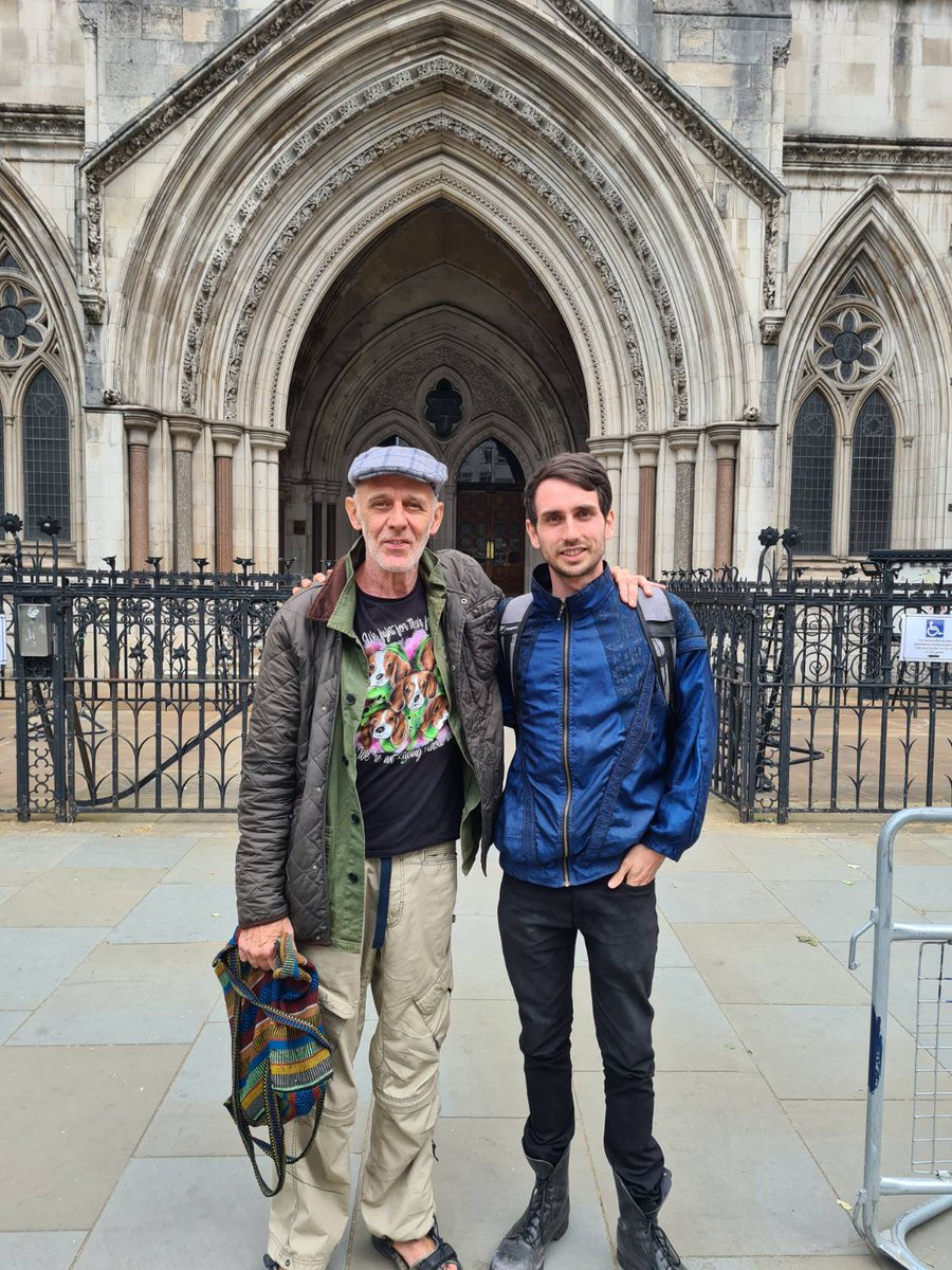 AnimalRising's tweet photo. This morning, Dan Kidby, cofounder of Animal Rising, joined John Curtin at the high courts for the final day of his MBR Acres injunction trial. Dan attended, not only in solidarity with John and Camp Beagle, but also to refute false claims from the prosecution regarding the open rescue of 5 beagle puppies last June. 

Earlier this week, the prosecution lied to the courts, claiming that the puppies were taken unaccountably in a ‘cloak and dagger’ style action. This couldn’t be further from the truth. Honesty and accountability are at the core of Nonviolent action. They are at the core of Animal Rising. Knowing he would be named on the injunction, Dan went to the courts today to speak the truth. Again, we challenge MBR acres to bring the rescue of these beautiful puppies to a jury trial, instead of hiding behind lies and injunctions. 

What are injunctions? “Injunctions are a little-known, but often-used, way of bypassing democracy and allowing private companies to essentially buy their own laws. They’ve been used against local groups that challenged HS2, traveller communities in Wolverhampton, and now against animal lovers attempting to stop harm...” - Dan Kidby 

Injunctions are a sign of fear. A sign that the light we are shining on our broken relationship with animals is being seen by many. 
Sign up to join us, either in action (link in bio) or at our “Epsom for all, alternative Festival.” (visit our facebook event for more info!)

#EndAnimalTesting #epsomderby #animalliberation