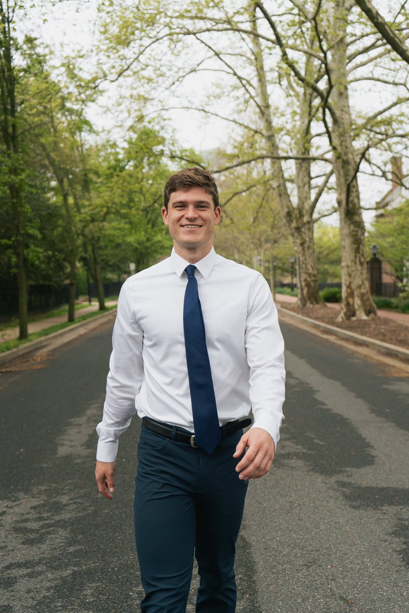Future Engineer at Sargent and Lundy in Charlotte, NC right here!👷‍♂️ Congratulations Rypo! #BlueHenBuilt
