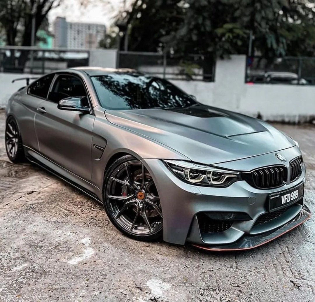 ExoticBMW's tweet photo. BMW M4 💫 https://t.co/eM81aUIw7G