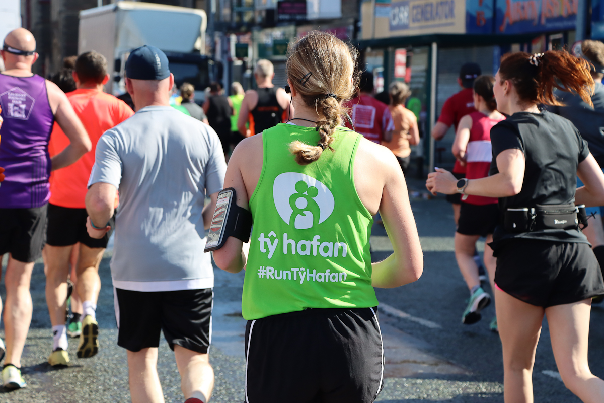 .@tyhafan has 50 FREE running spaces for this year's Cardiff Half. When you #RunTyHafan you're fundraising to help continue providing essential care and support to children with life-shortening conditions and their families in Wales 💚

Sign up today:
tyhafan.org/events/cardiff…