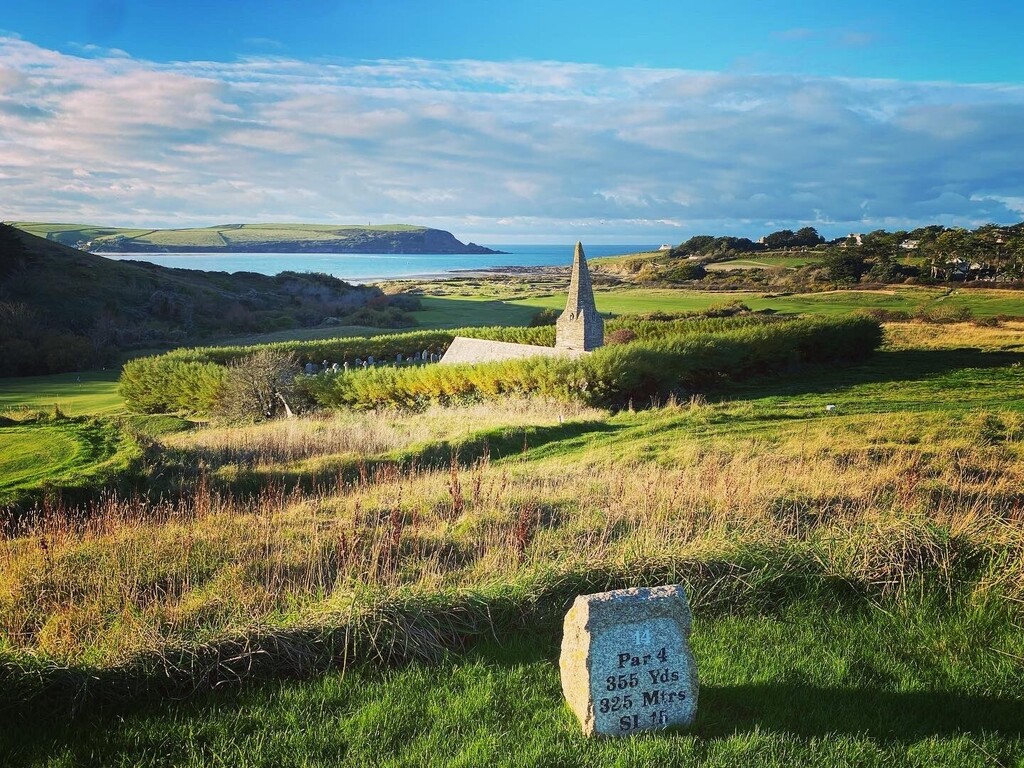 Looking over St Enodoc Church towards the 12th fairway, Daymer Bay and Stepper Point in the distance.
#stenodocgolfcourse #stenodoc #stenodocgolfclub
#golfincornwall #SWgolf #golf #golfing #worldtop100golf #top100golfcourses
#linksgolf
#cornwall #cornwal… instagr.am/p/Csl13HdIxu1/
