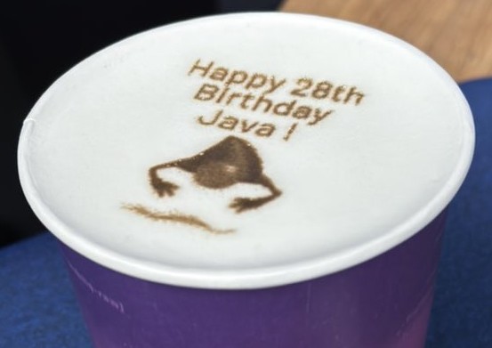 maxdearruda's tweet image. 🤩🥳🎂🎉☕️☕️Happy Birthday, #Java!!! #28YearsOfJava 🤩🥳🎂🎉☕️☕️👏