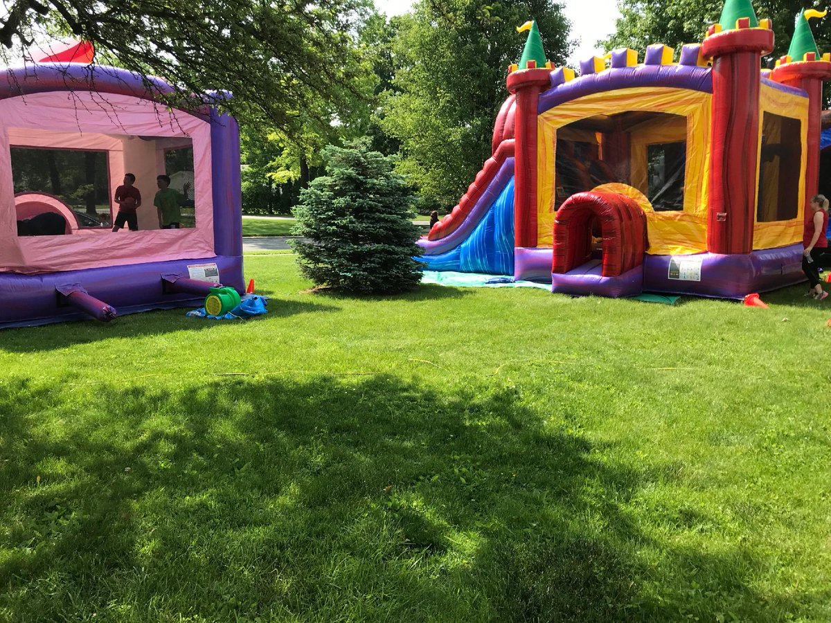 😎 Our Prexies at Benjamin Harrison had a lot of fun bouncing around with friends yesterday! What a great way to unwind at the end of the school year! #WeRPrexies