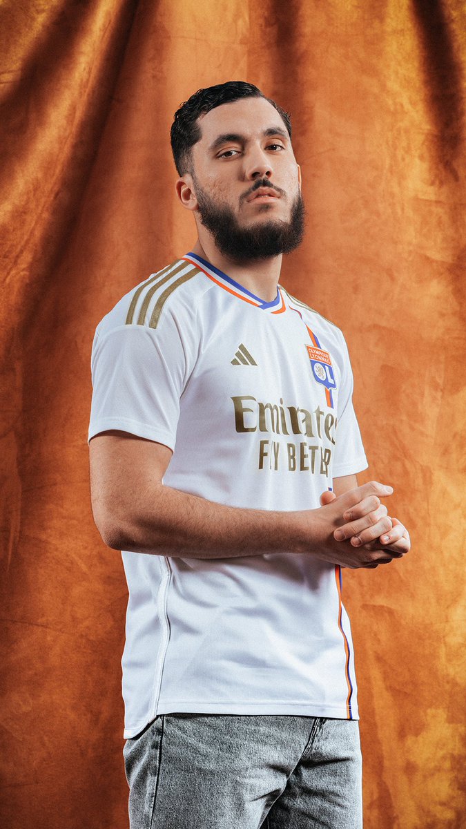 rayan_cherki's tweet photo. Dans le sang depuis la naissance🦁
@ol 🤝 @adidasfootball https://t.co/vBgOg7sPJV