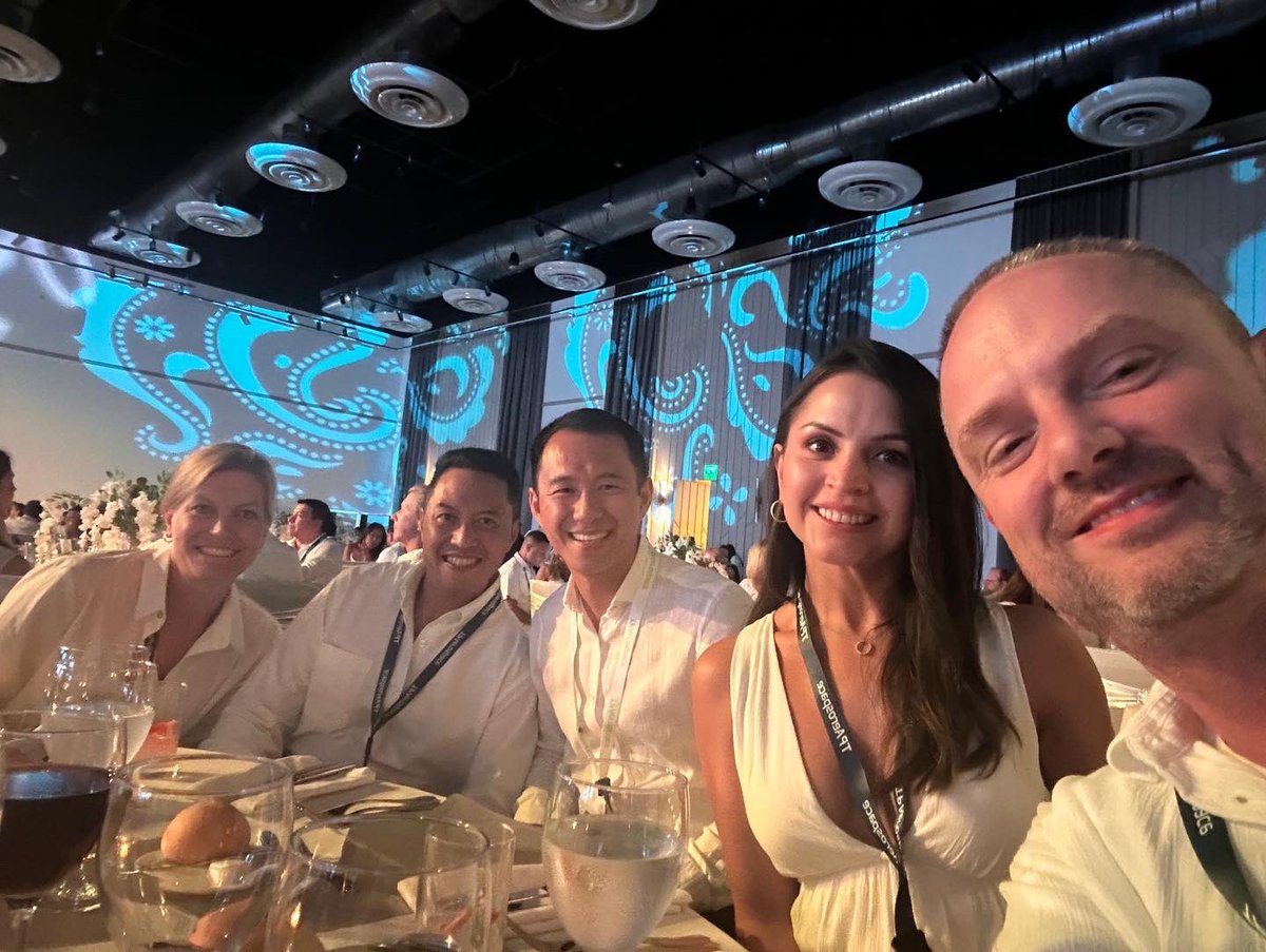 seattleav's tweet image. The SAS team members, along with industry professionals, attended the Caribbean White Night hosted by the ALTA - Latin American &amp;amp; Caribbean Air Transport Association @ALTA_aero in Cancun. #SAS #aviationnetwork #supplychain #aircraftparts #distribution #mro #airlines #altaccmamro