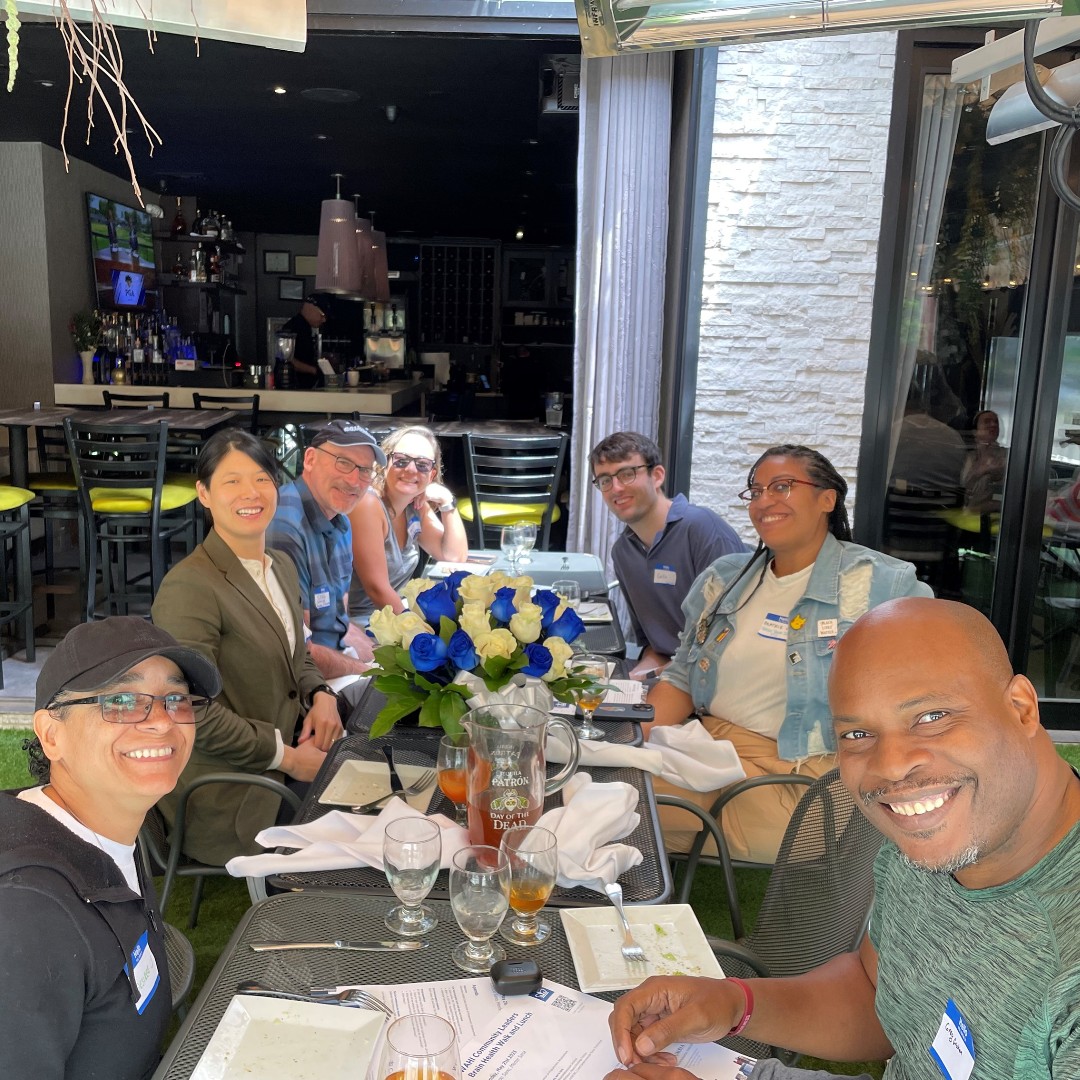 ColumbiaNeuro's tweet photo. It was a pleasure to host the first #WAHI Community Leaders #BrainHealth Walk &amp; Lunch in #FtTryonPark this past Sunday. 🌤🌳
 
We had a great turnout, and enjoyed the beautiful #NYC spring weather &amp; brain health!
 
@SeanLavineMD @RepEspaillat #neurosurgery #cerebrovascular https://t.co/s27UbIIFxK