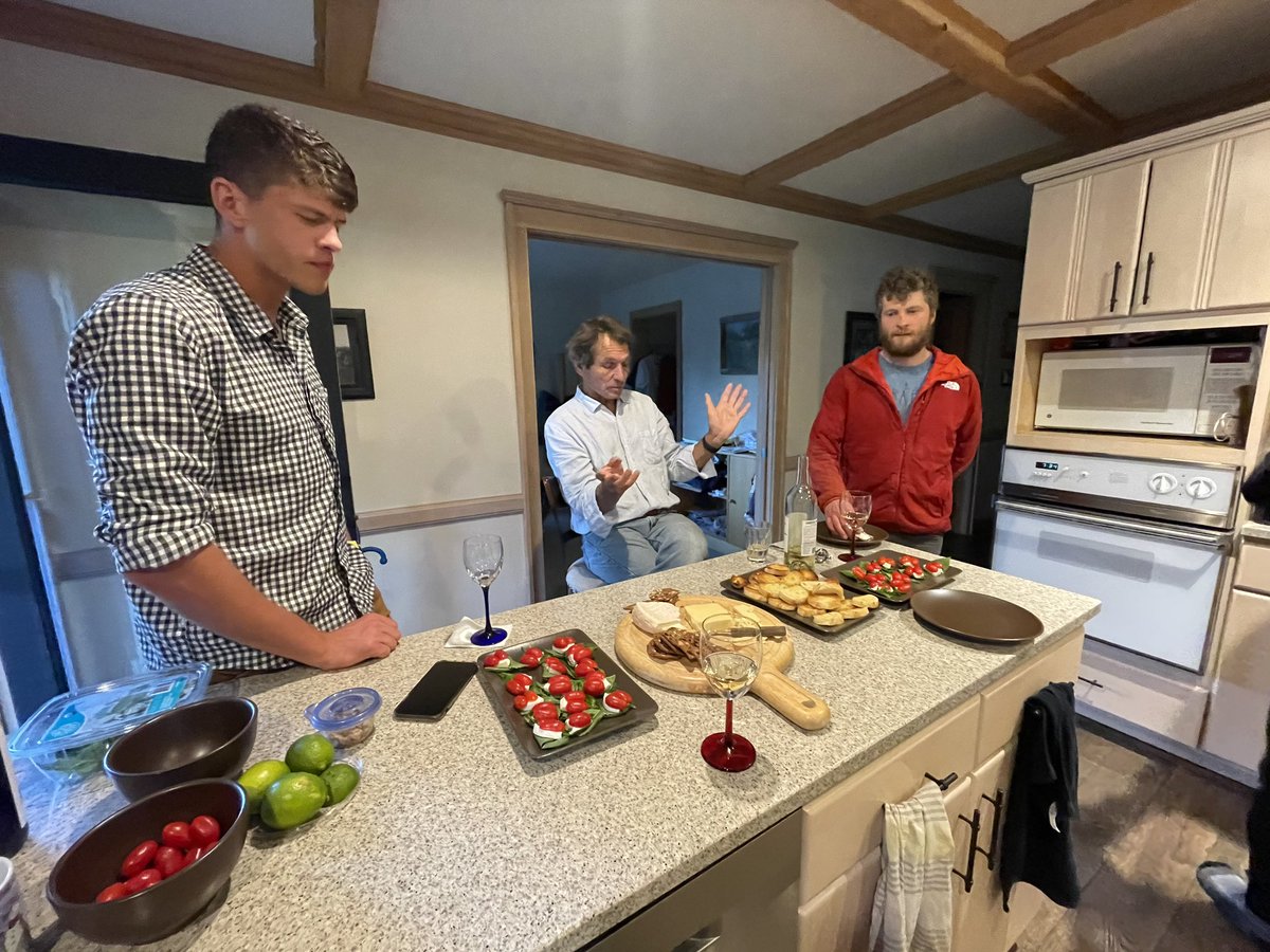 This is Jerome. He’s a 70+ retired ER surgeon who builds musical instruments he gifts to local public schools. ‘I’m going to be dead &amp; gone &amp; kids are going to make music with the instruments I built. What can possibly be a more fulfilling way to spend the time I have left?’ 😭