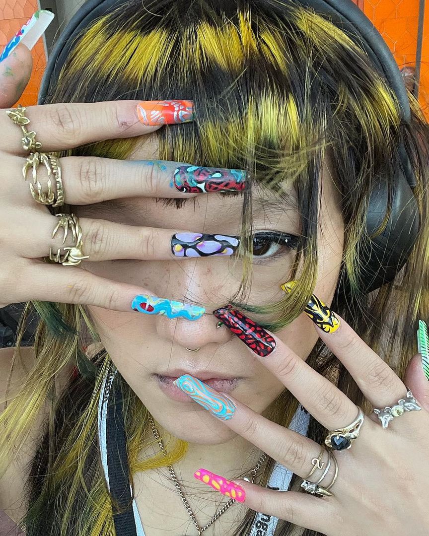 Instagram tweet media