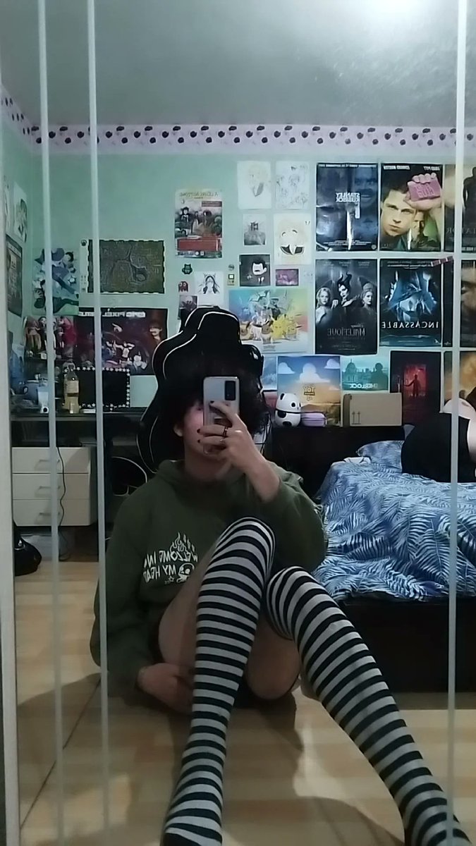 Sectonime404's tweet photo. My sweat is top tall for me x)))
.
.
.
#nsfwtwt #femboyuwu #Femboy #nsfw #pansexual #sissyfr #uwu https://t.co/DZ5Exw2kPD