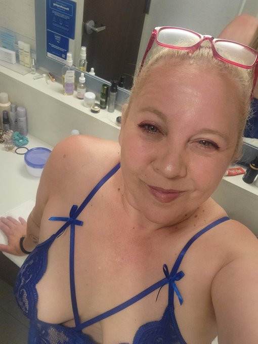 💋Ms Cassidy ♐'s pics and videos Fw07GCPXwAoxsjK jpg:small preview