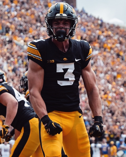 PFF College tweet media