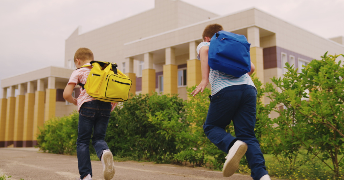 DurhamHealth's tweet image. 📣 Attention grade 8 students and parents. 

Did you fall behind on your routine grade 7 vaccines? 
Spring school clinics have started! 

📅 For your school clinic dates, visit durham.ca/SchoolClinicDa…

#HepatitisB #Nimenrix #HPV