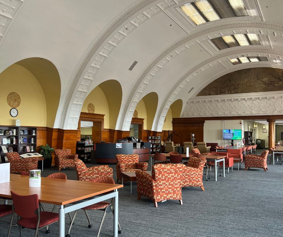 Attend one of our Laker Visit Days this summer to learn about Roosevelt’s social justice mission and experience a campus tour.

⚠️Warning ⚠️ 
You might not want to leave after seeing the stunning views we have.

Register today: roosev.lt/3WydEwm

#RULakerVisitDay