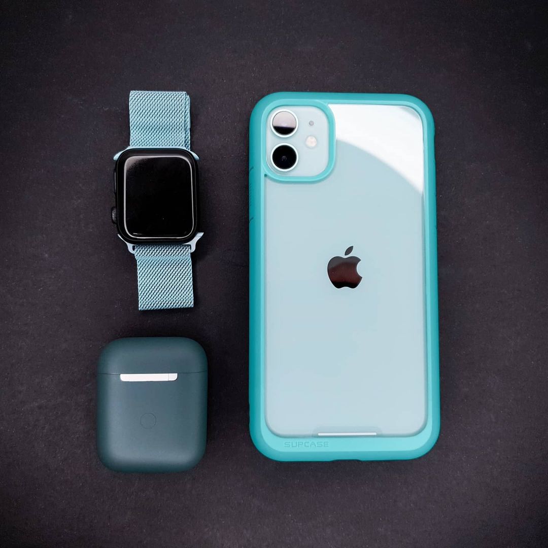 supcase_atl's tweet photo. Who wore it better? #iphone #ubstyle
📸 https://t.co/tV4jmWuJmY https://t.co/158ZhRi8rg