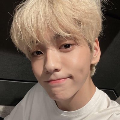 fancyminaries's tweet photo. Mírenlo q lindo, extraño su cabellito rubio 🥺#NuevaFotoDePerfil https://t.co/cmsfV21lBM
