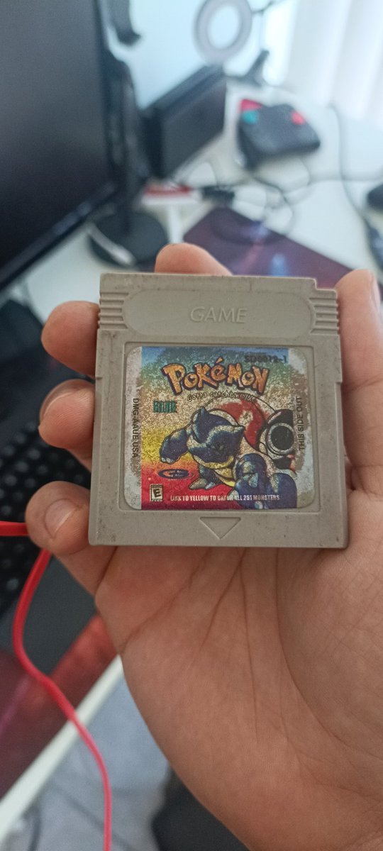 miclonite's tweet photo. @ShuraHiwa Justo ayer estaba limpiando una estantería y encontré mi primer mi primer juego https://t.co/H4wFfXTWIJ