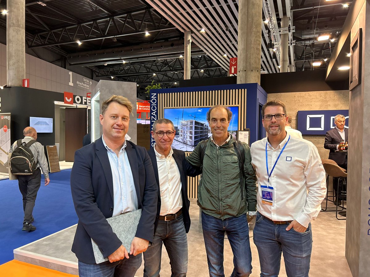 procomsaoficial's tweet image. 🪟Hoy en @ConstrumatBCN hemos estado con nuestros amigos de @indalsu. En su stand disponen de #SlideLock un innovador sistema de cierre para #ventanas y #puertas correderas en línea con #herrajes de #Procomsa.

➡️Ven a verlo a su stand en @Fira_Barcelona : bit.ly/42714oK