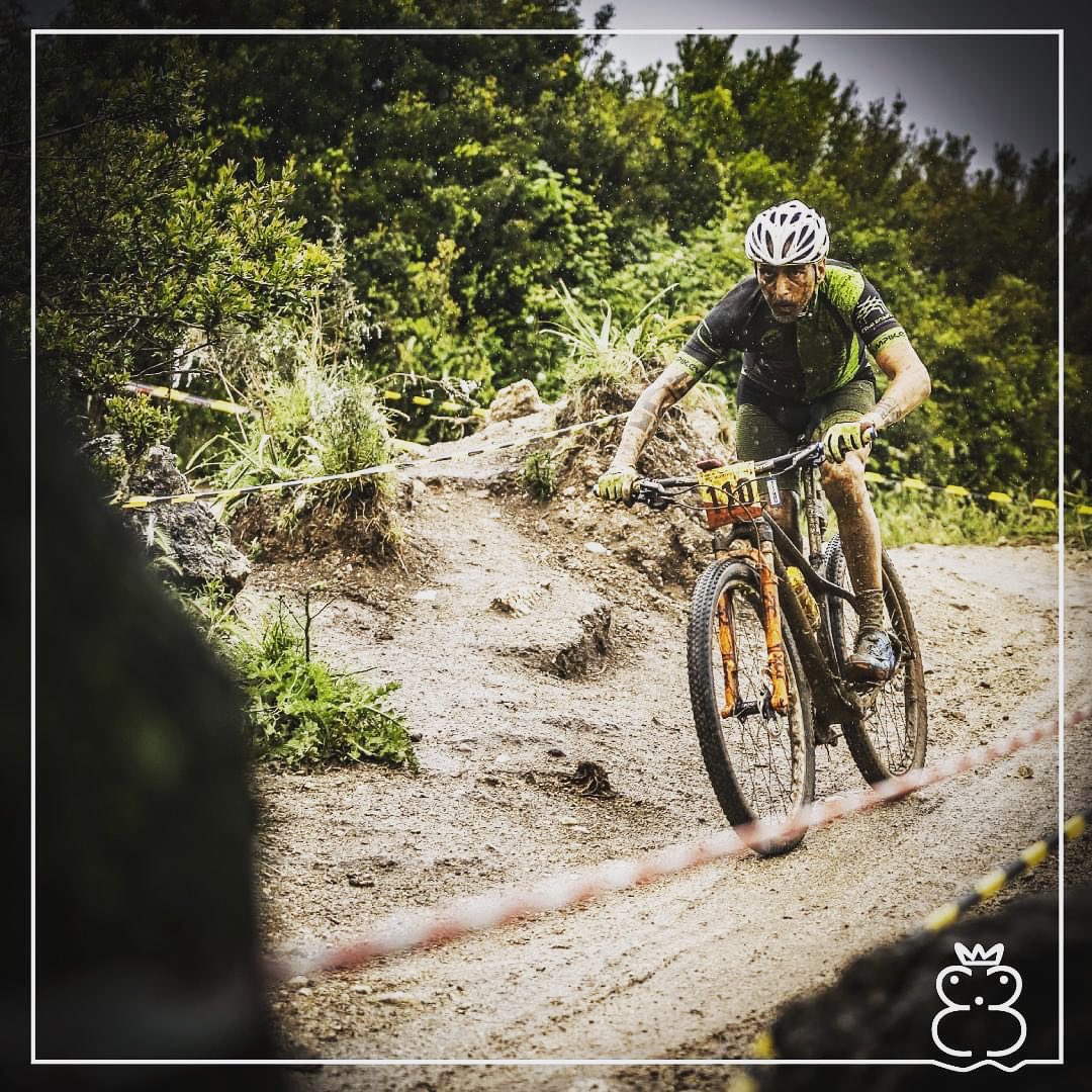Weboli_it's tweet photo. 🏆 Il 27 e 28 maggio, Rampikevoli organizza la terza tappa della XCO Borbonica Cup, primo circuito giovanile di #MTB del Sud Italia. 
⛰ La gara di #ciclismo fuoristrada si svolgerà nell'area naturale dei Monti di #Eboli. 

🚵‍♂️ Un evento imperdibile 👉🏻 https://t.co/9sE5535S2B https://t.co/SKHF3FOtAK