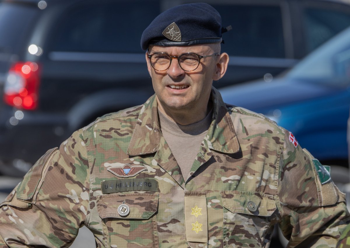 Kaitsevagi's tweet image. Representatives of allies &amp;amp; partners joined us at Tapa Camp, Estonia for Exercise #SpringStorm Distinguished Visitors Day! MG Veiko-Vello Palm and MG Enno Mõts briefed them about gathering and formation of the reservists and exercise command and control. #WeAreAllies #WeAreNATO