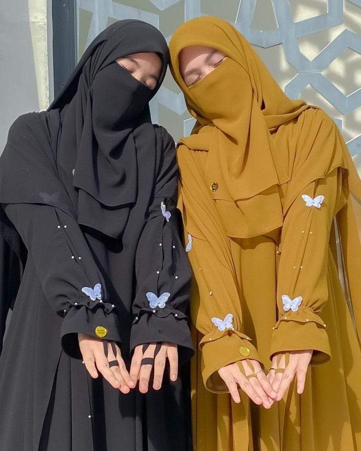 FBtwtt's tweet photo. اختي عائشة ربنا يبارك فيكي ياحبيبتي واشوفك احسن واجمل عروسة في الدنيا كلها 😍💃💃👸 https://t.co/9m6PCeyN16