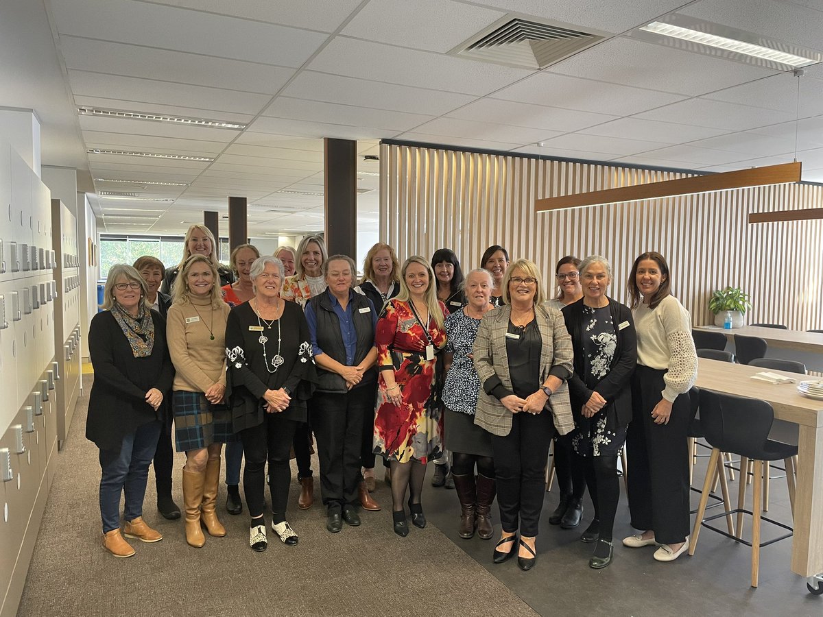 EmmaJeffery313's tweet photo. Great day working with SAMs ~ strengthening effective school strategies and processes around policy monitoring. Utilising the expertise within the network. @CathyBrennan1 @lisa1muir1 #macleayvalleynetwork https://t.co/AkqiN5zzjL