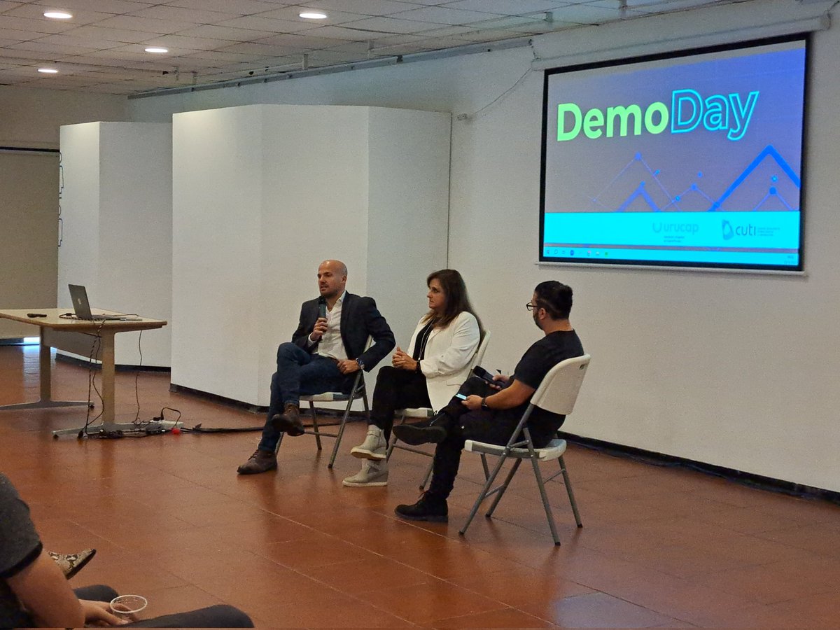 URUCAP (@urucapvc) on Twitter photo "Los emprendedores tienen que transmitir a todo potencial inversor para que, en que y cuales van a ser los resultados a obtener con la inversión que están buscando" <a href="/emangare/">Eduardo Mangarelli</a> <a href="/CutiUy/">Cuti</a> "Los emprendedores tienen que transmitir a todo potencial inversor para que, en que y cuales van a ser los resultados a obtener con la inversión que están buscando" <a href="/emangare/">Eduardo Mangarelli</a> <a href="/CutiUy/">Cuti</a>