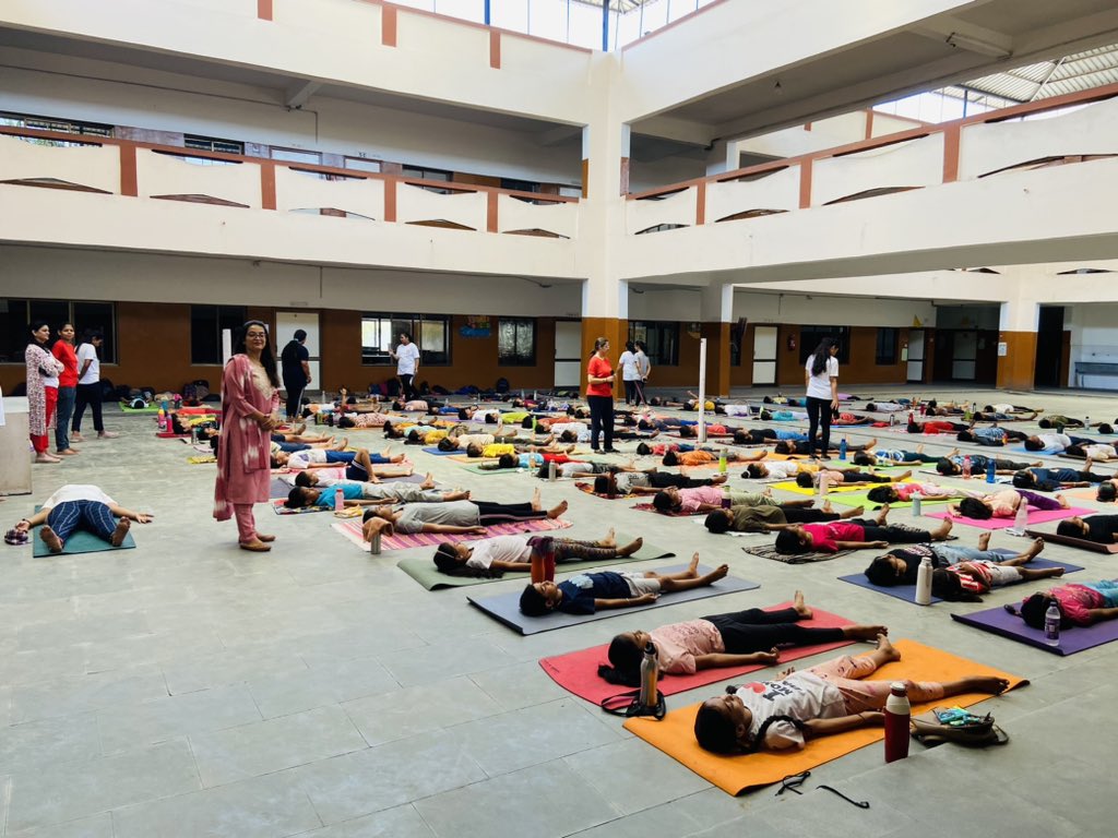 priyapvt's tweet photo. Kids summer yoga camp by Gujarat state yog board @gurunanakpublicschool vadodara. https://t.co/kJSNmueAse