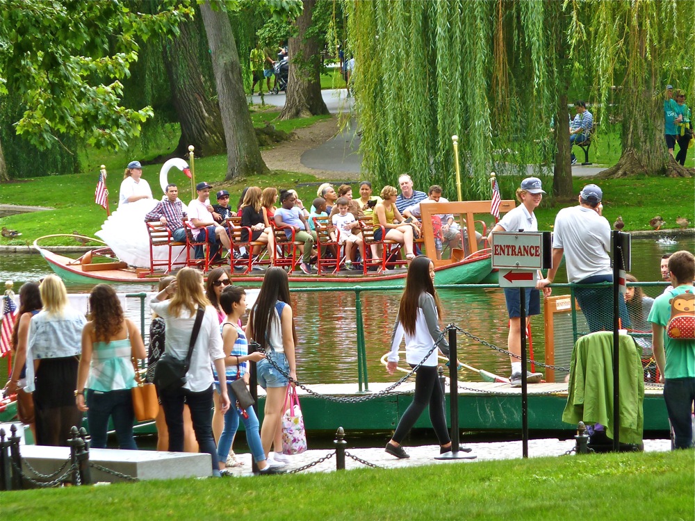 Manch_Place's tweet photo. Looking for something to do this Memorial Day Weekend?
Check Out New England Summer Travel Destinations to Love
@ https://t.co/CyY8LvvkEh 

#LoveWhereYouLive #MemorialDayWeekend https://t.co/8xdJwB3jnq