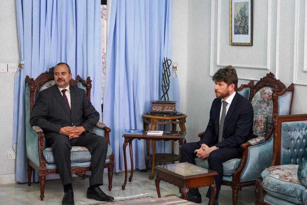 LIbrahimahmed's tweet photo. بافڵ جەلال تاڵەبانی، سەرۆکی یەکێتیی نیشتمانیی کوردستان لە دەباشان پێشوازیکرد لە ئۆلیڤییێ دیکوتینێ، کونسوڵی گشتیی فەڕەنسا لە ھەرێمی کوردستان.
#Bafel_Jalal_Talabani
#President_of_the_Patriotic_Union_of_Kurdistan
#Consul_General
#Olivier_Decotinje
#Dabashan https://t.co/o9zQFvdq6Z