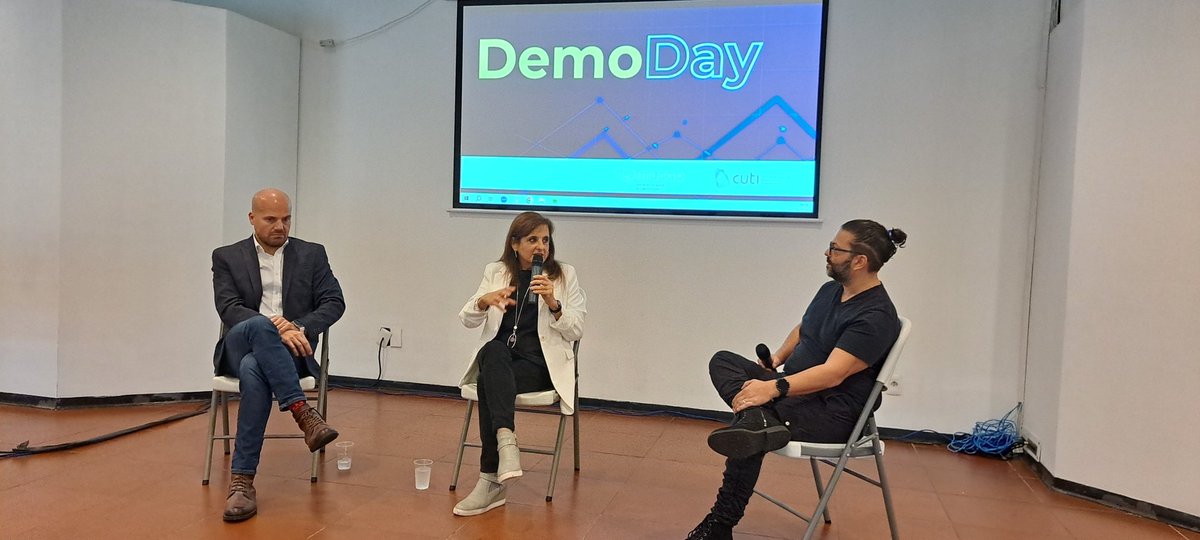 URUCAP (@urucapvc) on Twitter photo "La pasión del emprendedor, la relevancia del problema que está resolviendo, el conocimiento de la industria, la innovación de la solución y ver si como inversores podemos aportar a algo son cosas que analizamos antes de invertir en un emprendimiento" <a href="/sylchebi/">Sylvia Chebi 🎗️</a> <a href="/CutiUy/">Cuti</a> "La pasión del emprendedor, la relevancia del problema que está resolviendo, el conocimiento de la industria, la innovación de la solución y ver si como inversores podemos aportar a algo son cosas que analizamos antes de invertir en un emprendimiento" <a href="/sylchebi/">Sylvia Chebi 🎗️</a> <a href="/CutiUy/">Cuti</a>