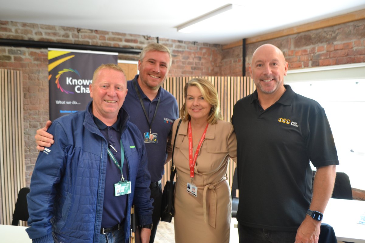 KnowsleyChamber's tweet photo. It was great to be at the Bowring Park function room on Tuesday morning for the B2B Networking event. We hope that all participants enjoyed the event! ☀️😄 https://t.co/16niLdu5uQ