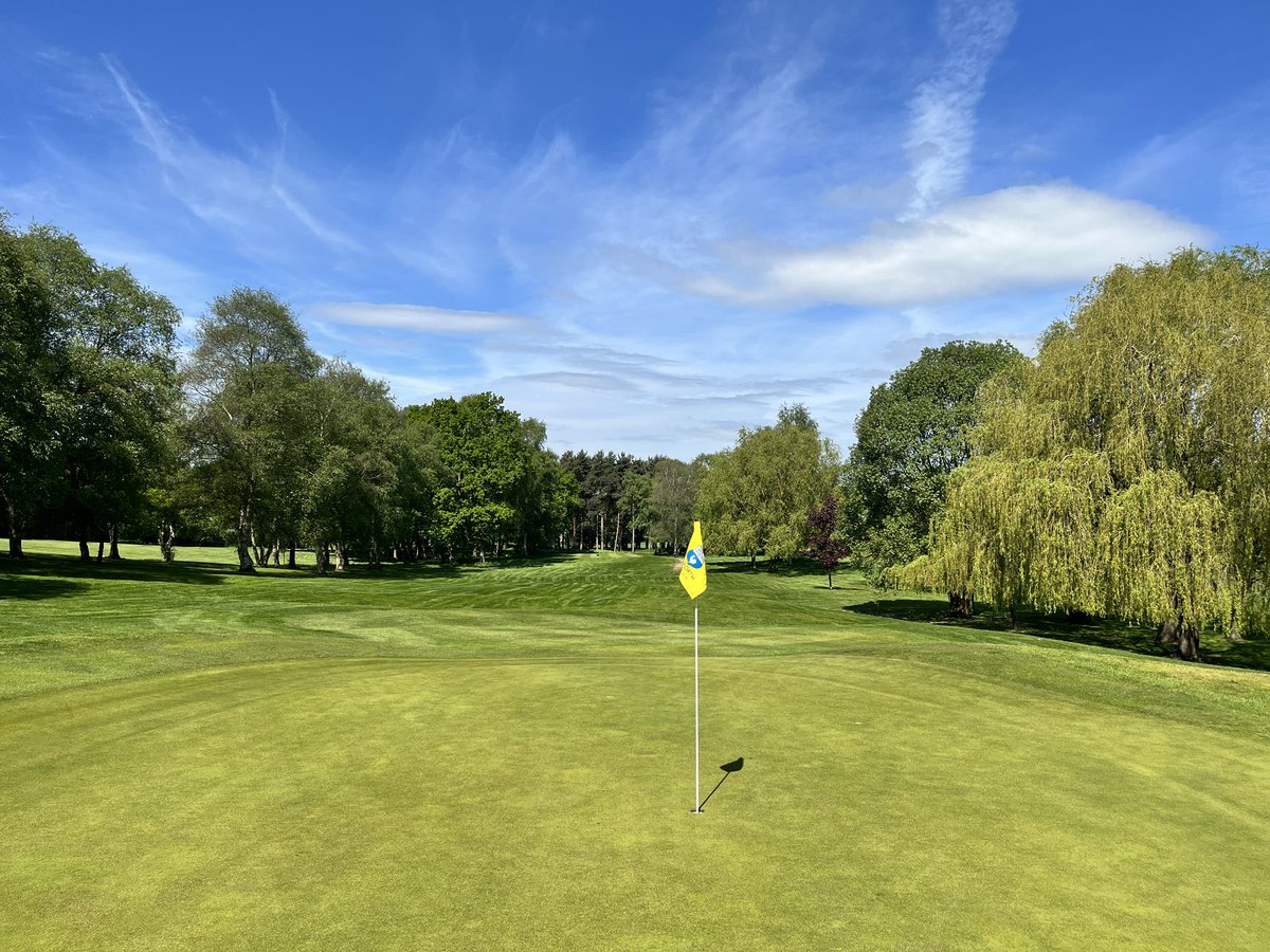 Good luck to everyone playing in todays Nelson Grimshaw Seniors Scratch Trophy! Course is setup and looking fantastic!