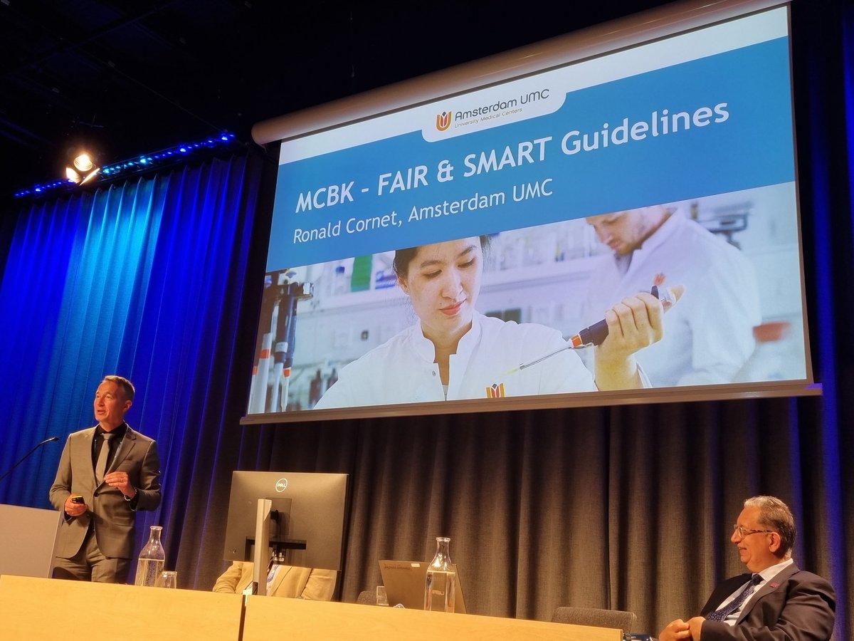 @ronaldcornet speaks in #mie2023 #efmi about #mcbk #Fair principles for research #data
What would you need to do about making your data #interoperable #usable #accessible and #reusable
@amsterdamumc 
#software 
#DataAnalytics