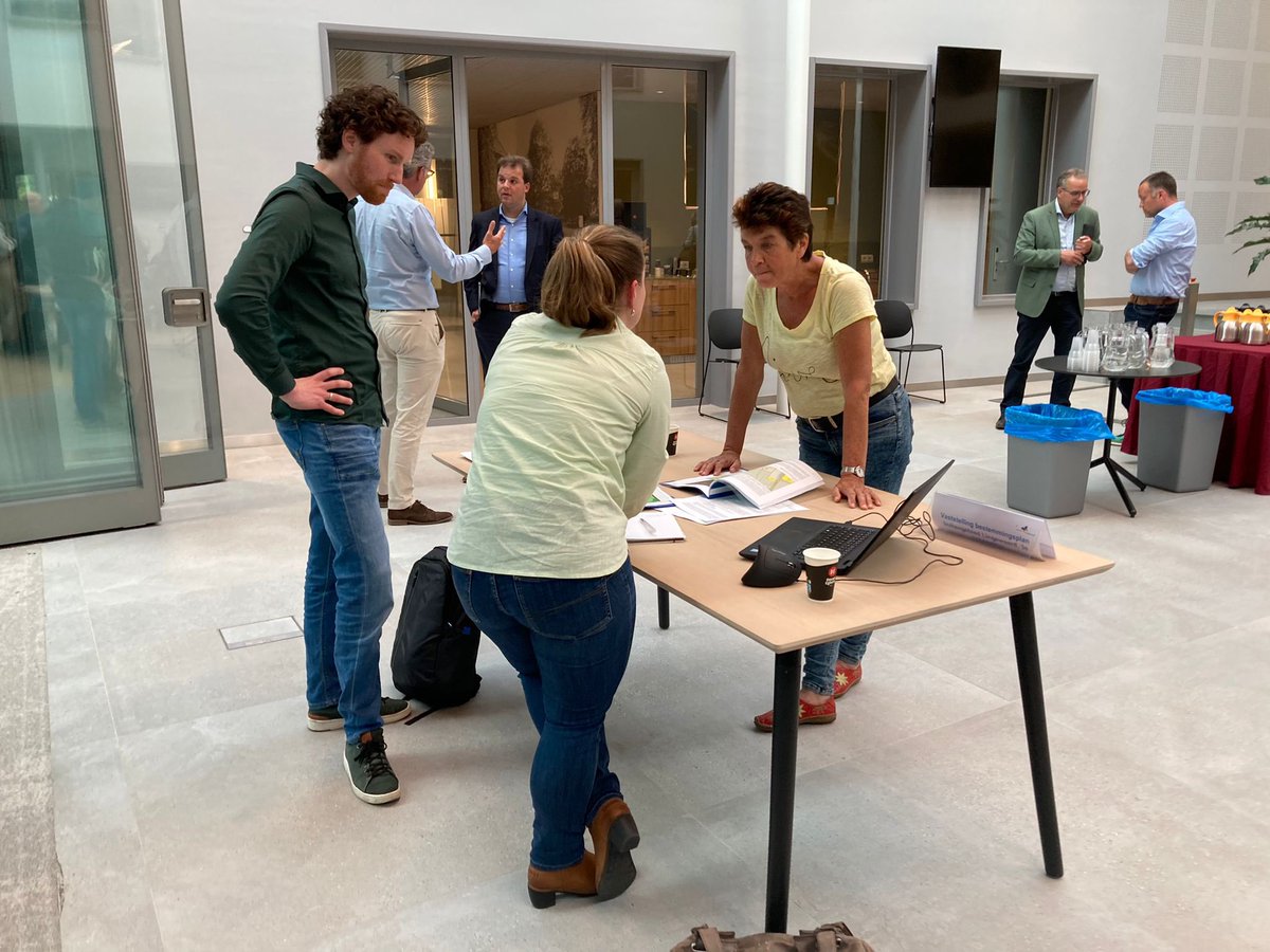 Deze week gaat de nieuwe raadscyclus van start. A.s. donderdag is de inforonde. Alle onderwerpen waar over gesproken gaat worden vind je op lingewaard.nl/raad.  Op donderdag 15 juni neemt de raad een besluit over deze onderwerpen.