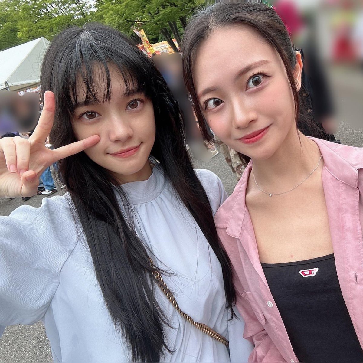 CherprangPHFC's tweet photo. [😺📸] — InstaCHER update 

From @/hina_gogogo's IG Update ✨
I was happy to spend a lot of time with her 🤭🤭

#CherprangBNK48 #CherprangAreekul https://t.co/9UIm4LXaXt
